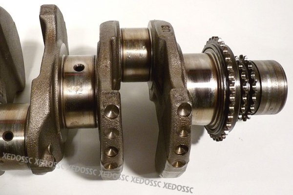 WAŁ KORBOWY FORD MONDEO MK3 02 2.0TDCI