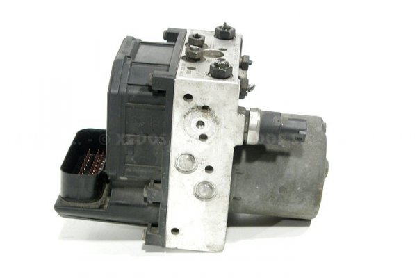 POMPA ABS FORD MONDEO MK3 04 2.0 TDDI 4S712C405AA