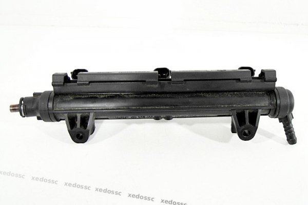 LISTWA WTRYSKOWA VW POLO 04 1.2 12V 03E133320A FV