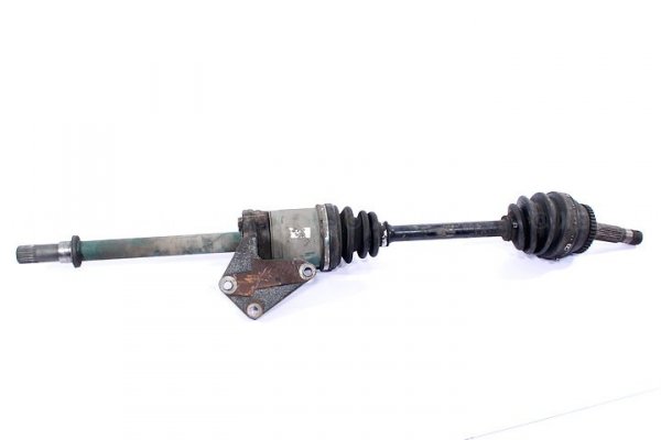 PÓŁOŚ PRAWA DŁUGA NISSAN ALMERA N16 01 2.2DI