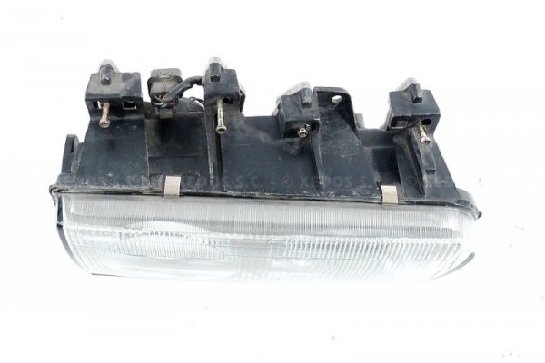 REFLEKTOR LEWY MITSUBISHI L300 1996 KOITO