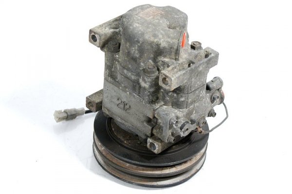 SPRĘŻARKA KLIMATYZACJI MAZDA 626 GW 01 2,0 TD DITD