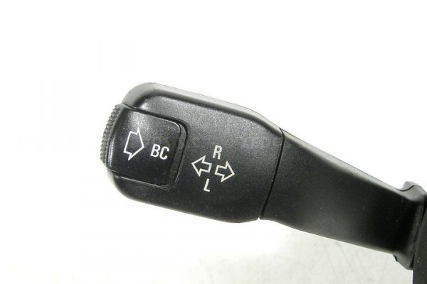 PRZEŁĄCZNIK ZESPOLONY BMW 5 E39 98 KOMBI 8360880