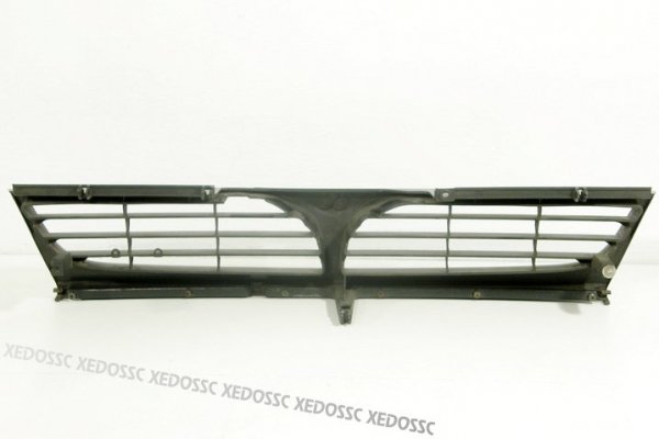 ATRAPA GRILL MITSUBISHI SPACE WAGON 99 MINI VAN