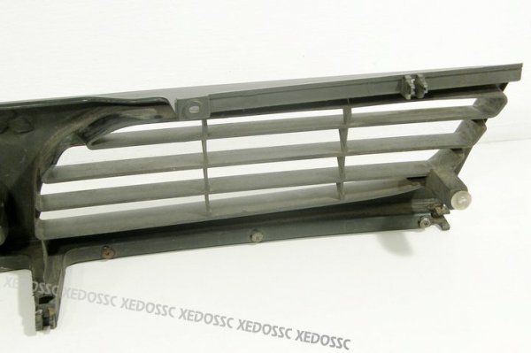 ATRAPA GRILL MITSUBISHI SPACE WAGON 99 MINI VAN