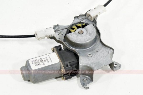 PODNOŚNIK SZYBY PRZÓD LEWY NISSAN ALMERA N16 3D FV