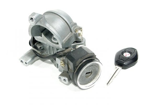 STACYJKA MITSUBISHI COLT CJ 96 1.3 12V