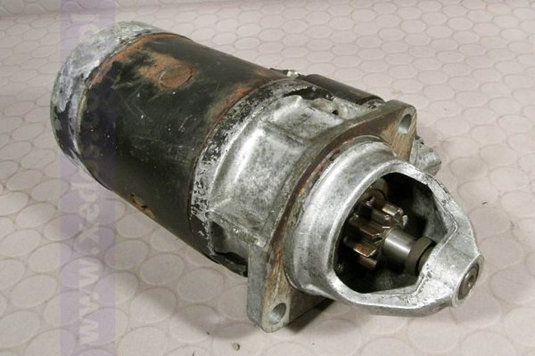 ROZRUSZNIK BMW E32 1992 3.0 AUTOMATYCZNA