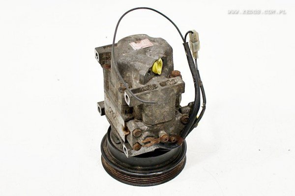 SPRĘŻARKA KLIMATYZACJI MAZDA 626 99 gf 2.0 16V FV