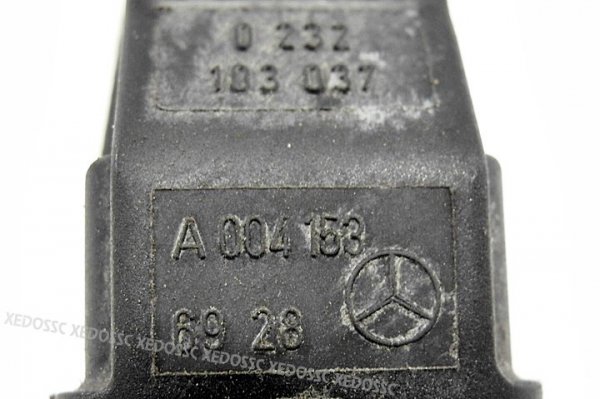 CZUJNIK POŁOŻENIA WAŁKA MERCEDES  W210 0232103037