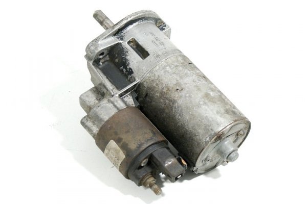ROZRUSZNIK VW GOLF III 1H1 93 1.4 8V 036911023S