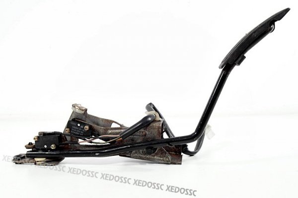 PEDAŁ GAZU NISSAN MICRA K11 96 1.0 16V AUTOMAT CVT