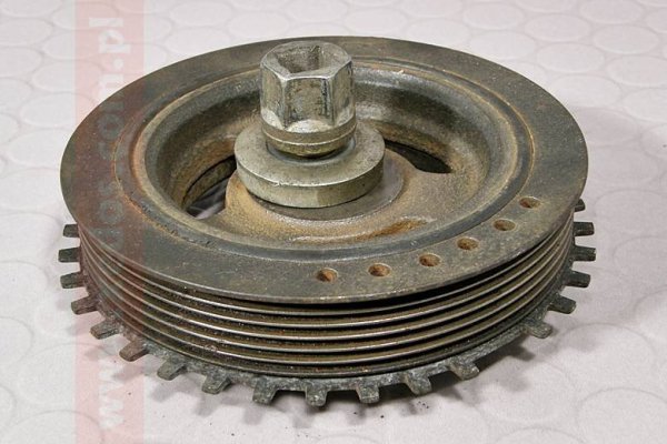 KOŁO PASOWE FORD MONDEO 2001 1.8 16V