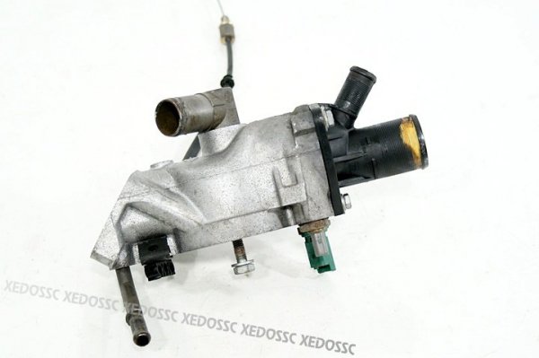 OBUDOWA TERMOSTATU ZAWÓR TOYOTA COROLLA E11 01 1.9