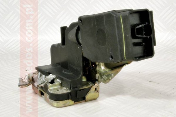 ZAMEK DRZWI PRZÓD PRAWY MITSUBISHI CARISMA 96 5D
