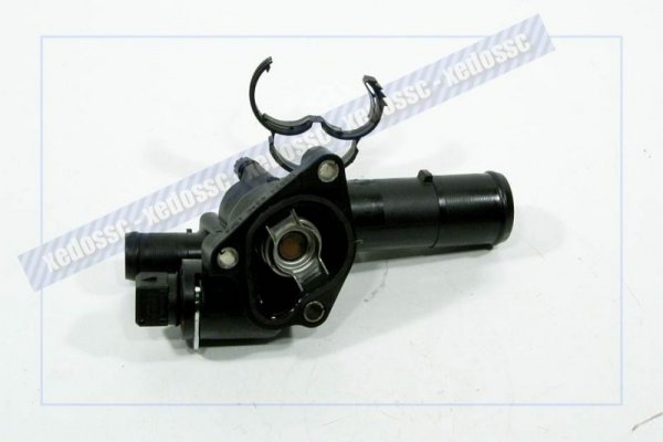 OBUDOWA TERMOSTATU NISSAN NOTE E11 06 1.5 DCI VAT