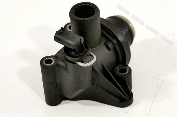OBUDOWA TERMOSTATU MERCEDES A KLASA 99 W168 1.4