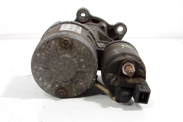 ROZRUSZNIK SKODA FABIA 6Y 2002 1.4MPI 047911023G