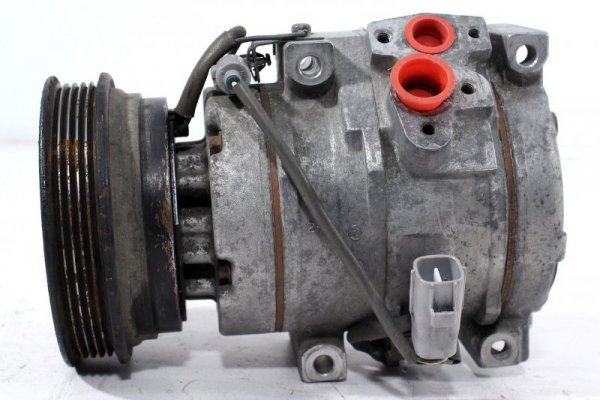 Sprężarka klimatyzacji Toyota Avensis T22 1999 2.0