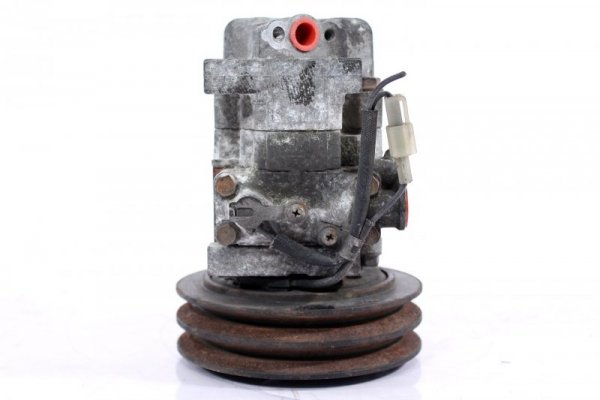 SPRĘŻARKA KLIMATYZACJI MAZDA 323F BJ 98 2.0DITD