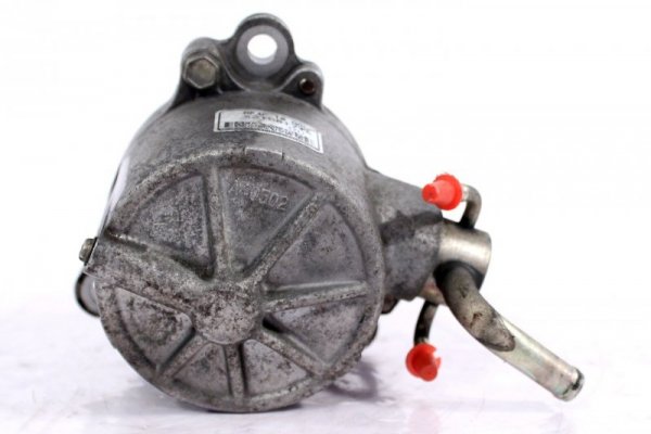 POMPA WAKUM MAZDA 323F BJ 02 2.0DITD RF4F18600