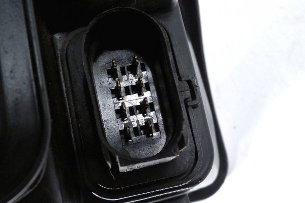 Reflektor lewy X-281058