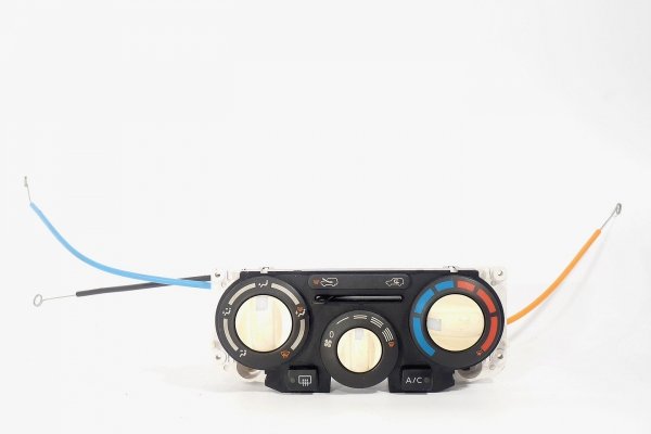 Panel sterowania klimatyzacji Nissan Micra K12 2004