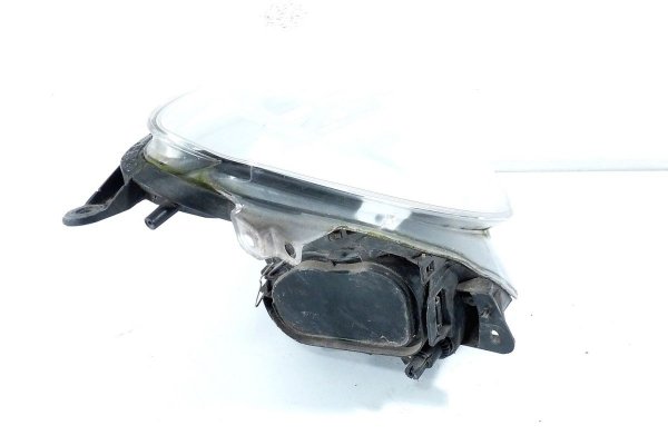 _Reflektor prawy Opel Corsa D 2010 Hatchback 3-drzwi