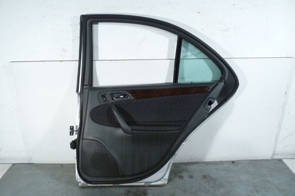 _Drzwi tył prawe Mercedes C-Klasa W203 2003 Sedan (Kod lakieru: 744)
