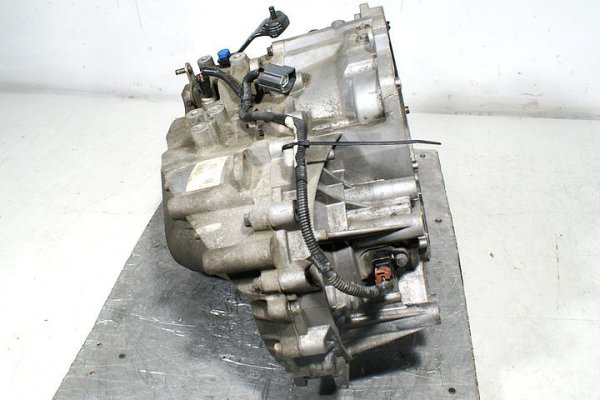Skrzynia biegów Mitsubishi Carisma DA2A 1999-2004 1.9DID