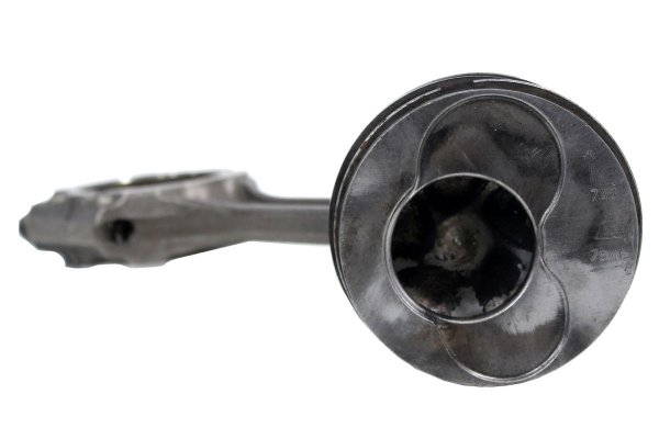 Tłok korbowód VW Polo 6N 1.9SDI ASY 3/4