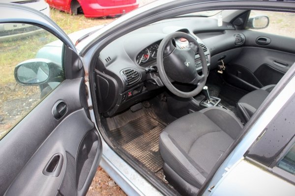 Peugeot 206 2006 1.6i NFU Hatchback 5-drzwi [B/C]