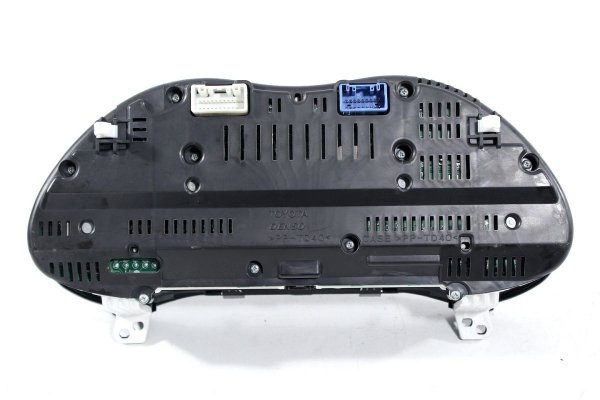 Zegary licznik Toyota Avensis T25 2003-2008 2.0D4D