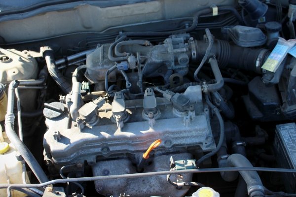 Nissan Almera N16 2004 1.8i QG18 Sedan [B]