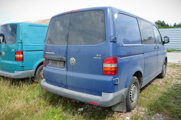 Drzwi tył lewe przesuwne VW Transporter T5 2004 Bus (kod lakieru: LL5M)