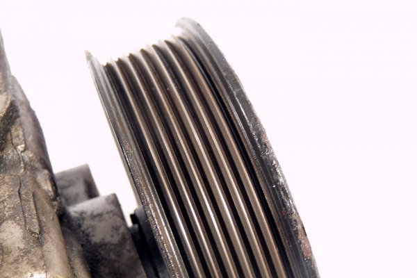 Pompa wspomagania Hyundai H-1 2009 2.5CRDI D4CB