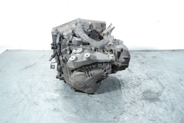 _Skrzynia biegów F32 Opel Insignia A 2010 2.0CDTI 