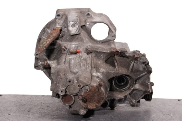 _Skrzynia biegów Nissan Almera N15 1996-2000 1.4i 16V (impulsator na linkę)