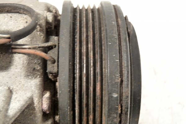 Sprężarka pompa klimatyzacji Opel Astra H 2008 1.6i Z16XER Hatchback 5-drzwi 