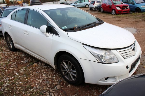 Zbiorniczek spryskiwaczy Toyota Avensis T27 2009 2.0D4D Sedan