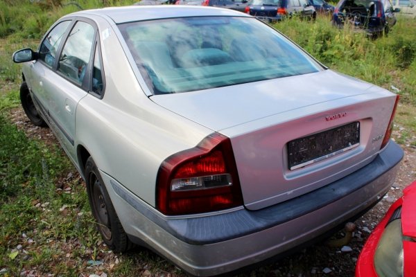 Volvo S80 2000 2.9i B6294S Sedan [B]