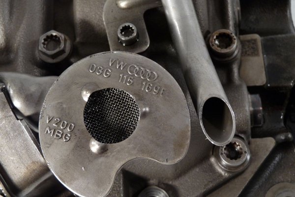 _Pompa oleju VW Passat B6 2005 2.0TDI