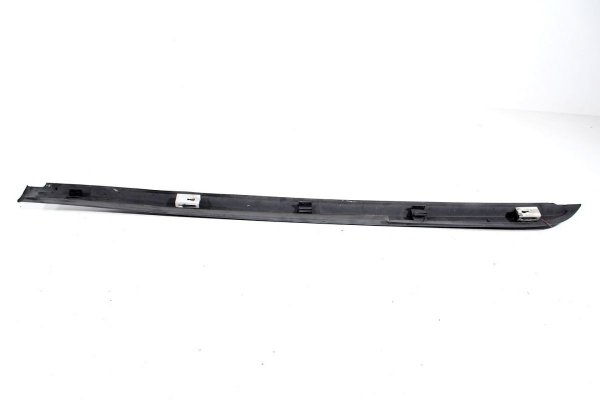 _Listwa szyby czołowej lewa Mercedes Vito W638 1995-2003