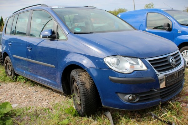 Szyba drzwi przód prawa VW Touran 1T LIFT 2007 1.9TDI BLS Minivan