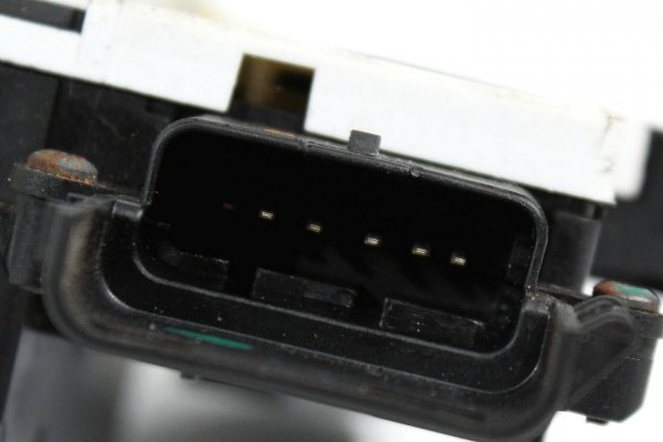 Zamek drzwi przód prawy Citroen C4 Picasso 2008 (6 pin)
