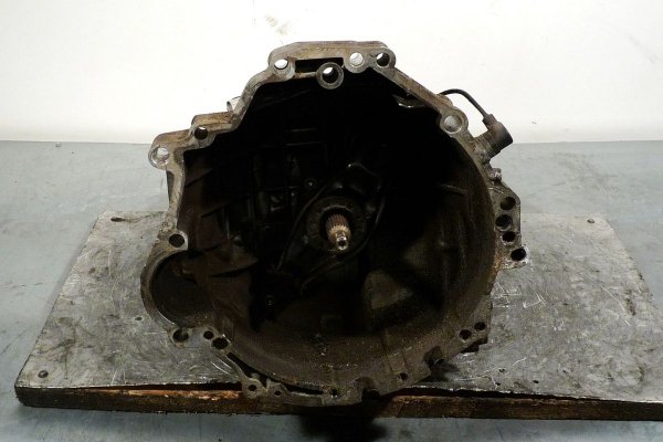 _Skrzynia biegów GHA Audi A4 B6 2004 2.5TDI