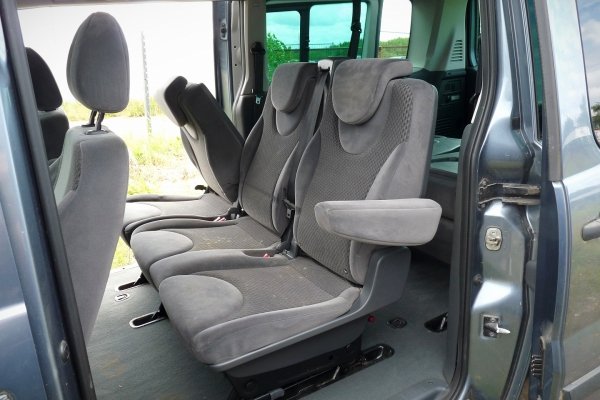 _Zwrotnica przód lewa Citroen Jumpy II 2007 2.0HDI RHR Bus 