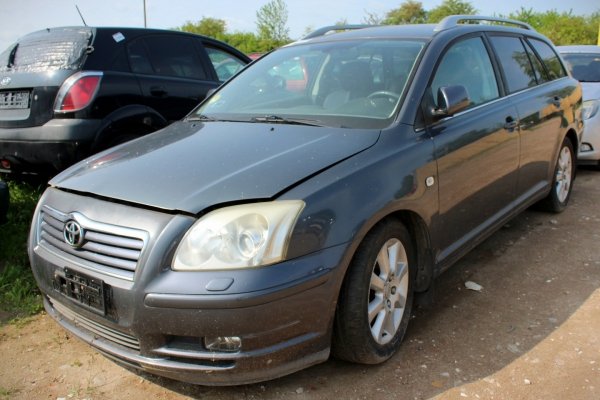 Zderzak tył Toyota Avensis T25 2005 2.2D-CAT 2AD-FHV Kombi