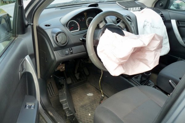 Szyba drzwi przód lewa Chevrolet Aveo T250 2010 Sedan