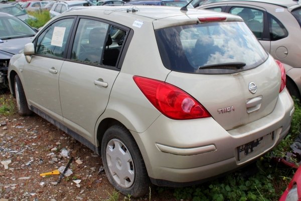 Ćwiartka przód lewa Nissan Tiida C11 2007 Hatchback 5-drzwi